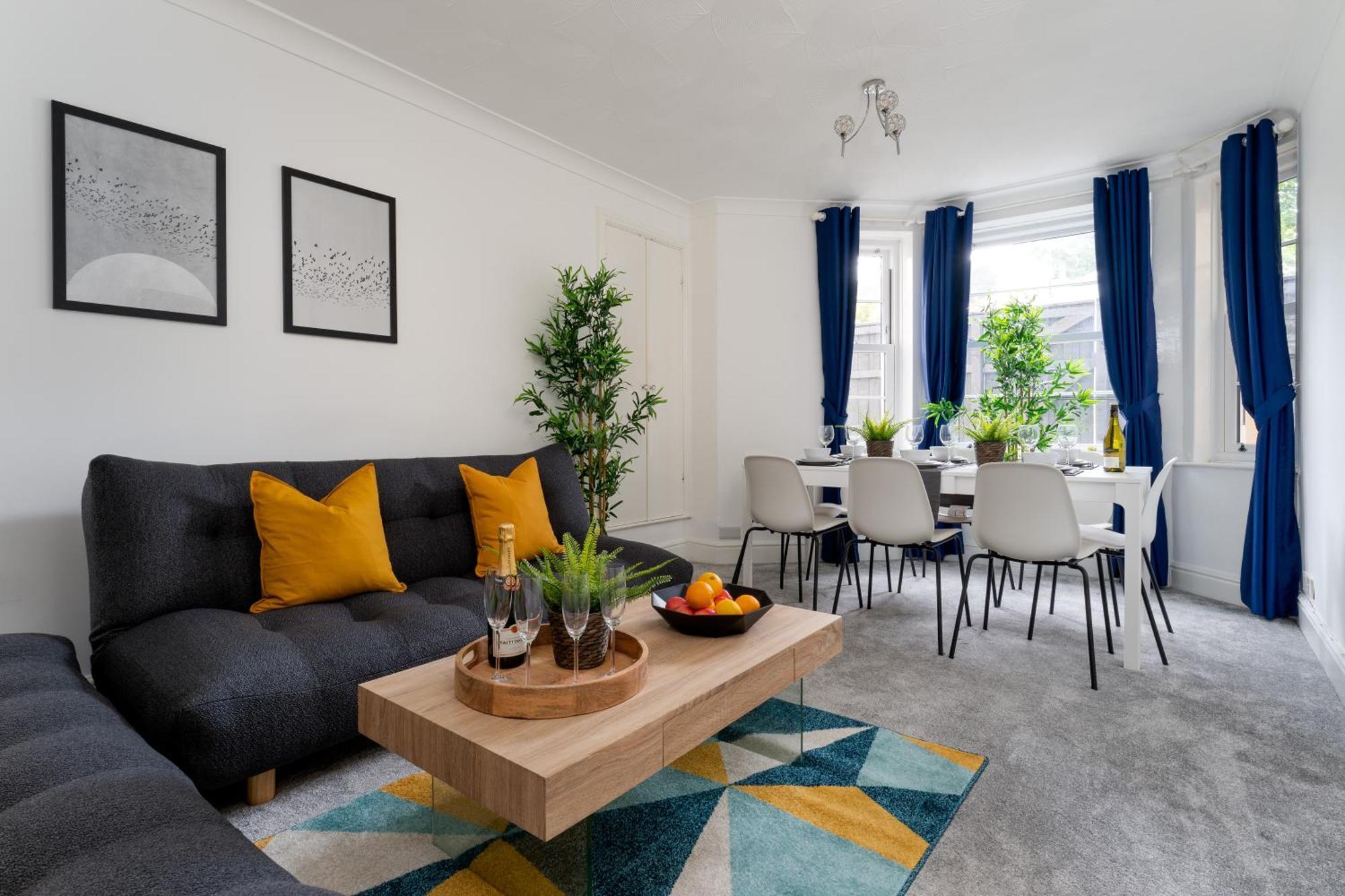 Near Beach, Torquay Heights Modern Apartments, Pet Friendly Номер фото